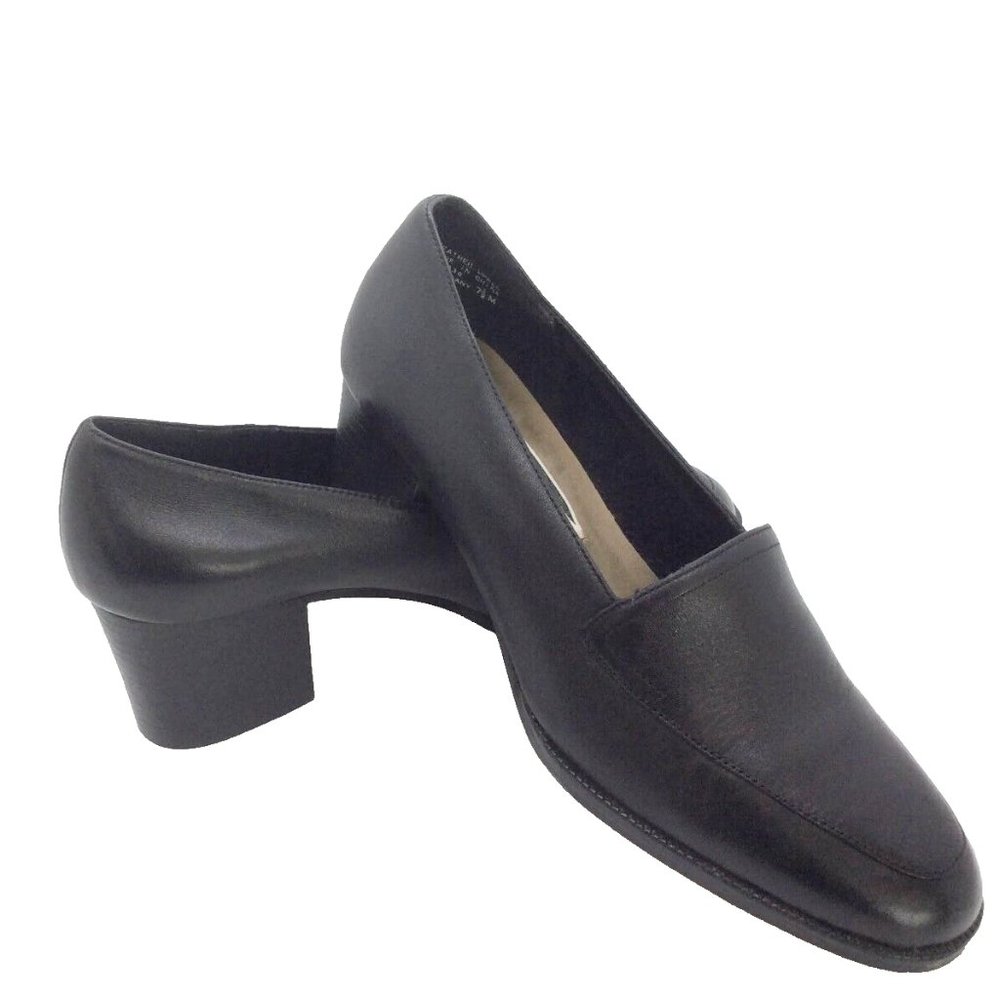 Mootsies Tootsies Black Leather Loafers Size 7.5 M
